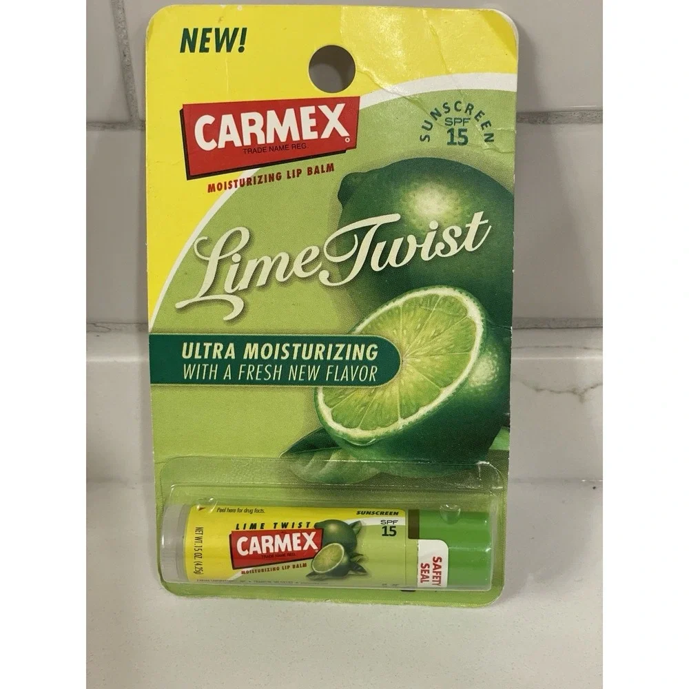 Carmex Lime Twist Moisturizing Lip Balm Sunscreen SPF 15 0.15 oz New Sealed